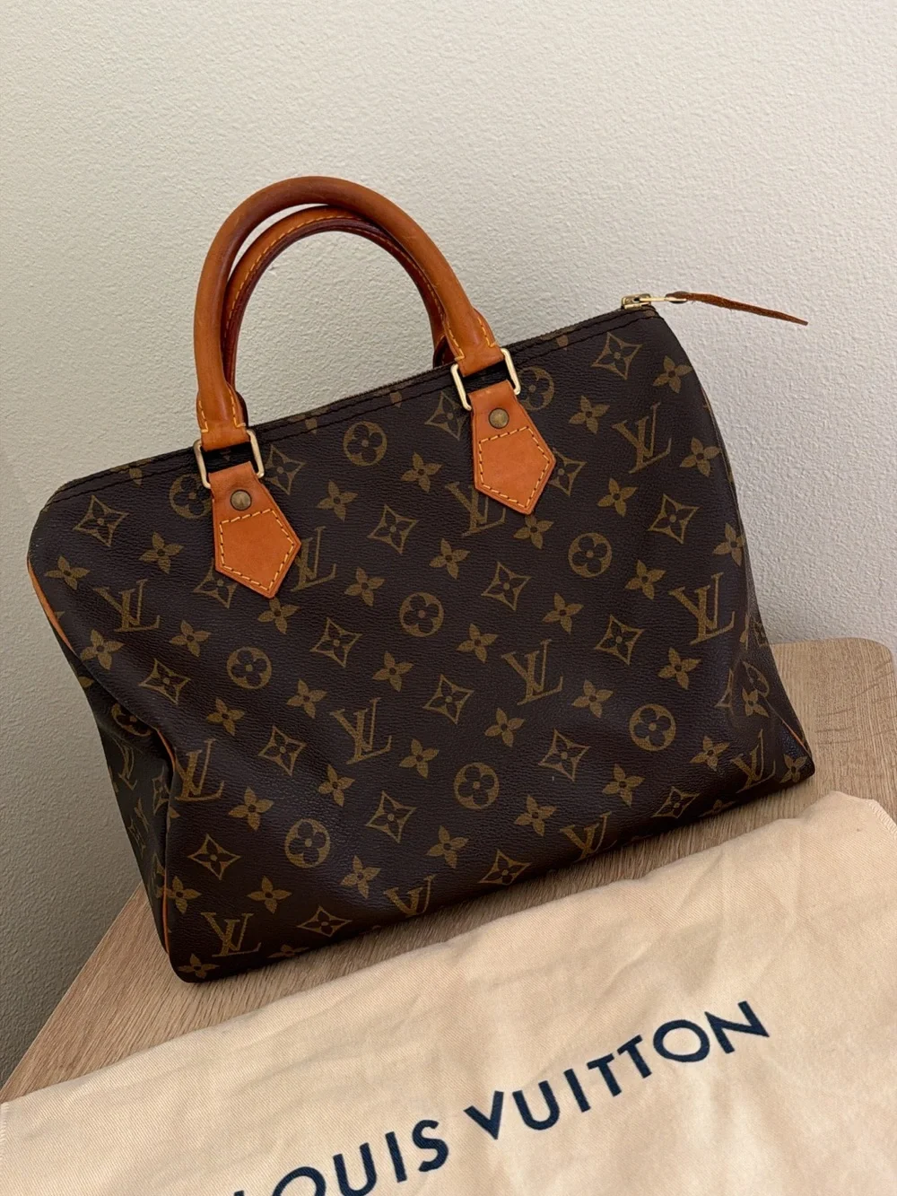 Authentic Louis Vuitton Monogram Speedy 30